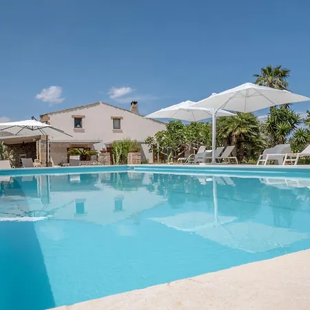 Masseria Alcorico Alloggio per agriturismo Gagliano del Capo